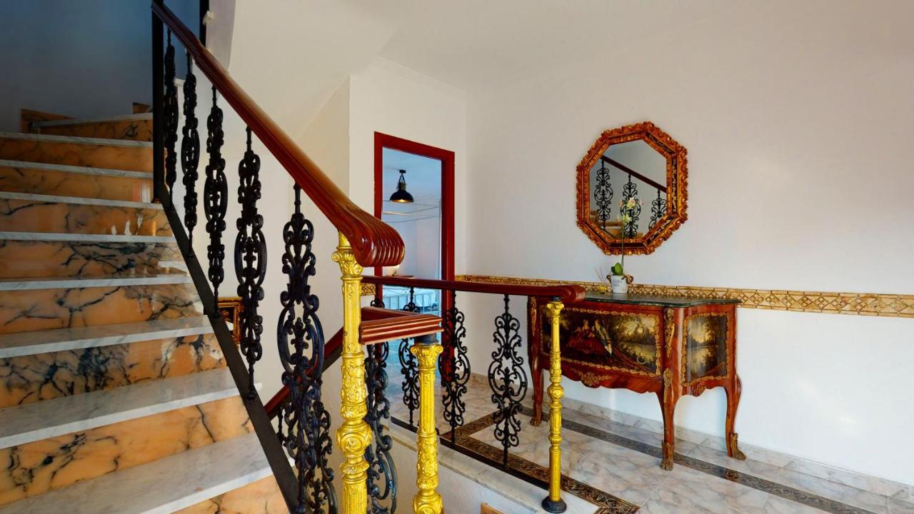 Majestic Villa By The Beach Heated Private Pool & Jacuzzi 贝纳尔马德纳 外观 照片