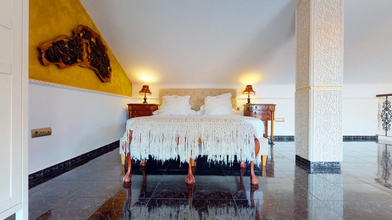 Majestic Villa By The Beach Heated Private Pool & Jacuzzi 贝纳尔马德纳 外观 照片
