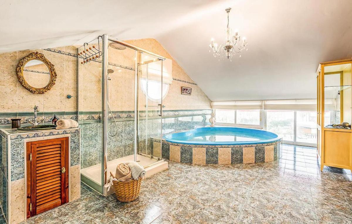 Majestic Villa By The Beach Heated Private Pool & Jacuzzi 贝纳尔马德纳 外观 照片